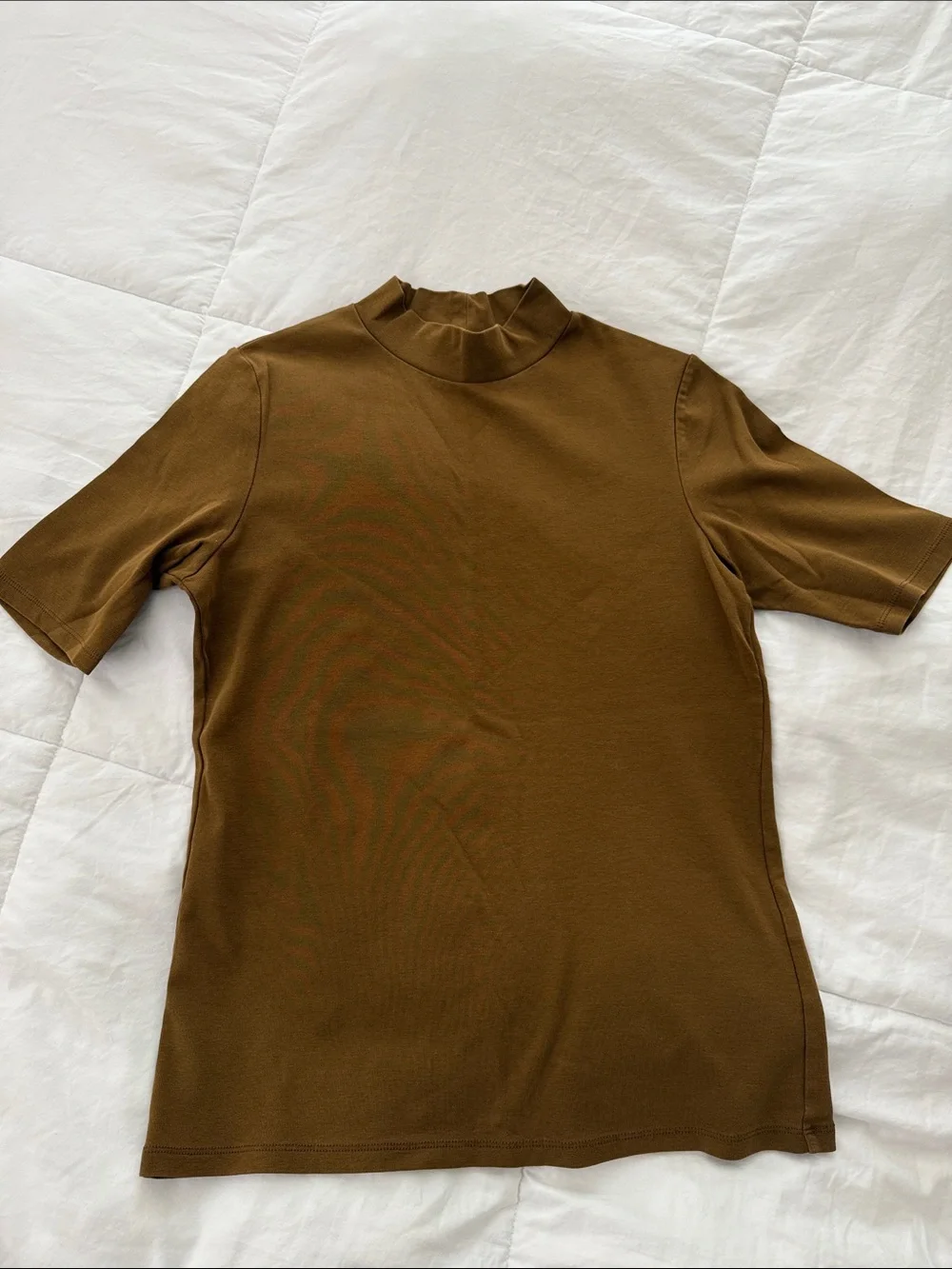 Uniqlo Olive-Brown Mock Neck Short Sleeve Tee